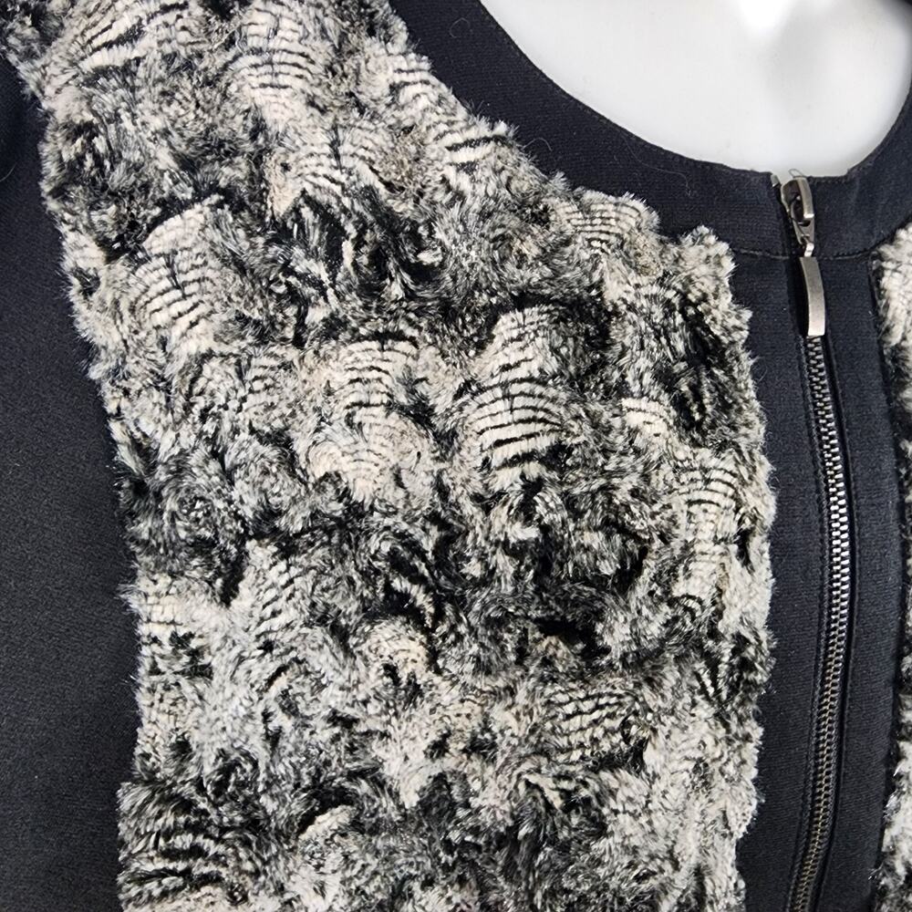 Alfred Dunner Womens Faux Fur Cardigan Sweater Full Zip Size 12 Black Abstract - Picture 7 of 11